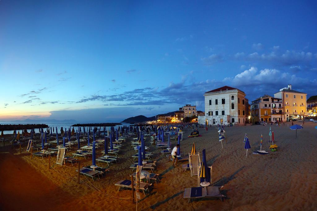 Palazzo Iaquinto Apartment ซานตามาเรีย ดิ กาสเตลลาบาเต ภายนอก รูปภาพ