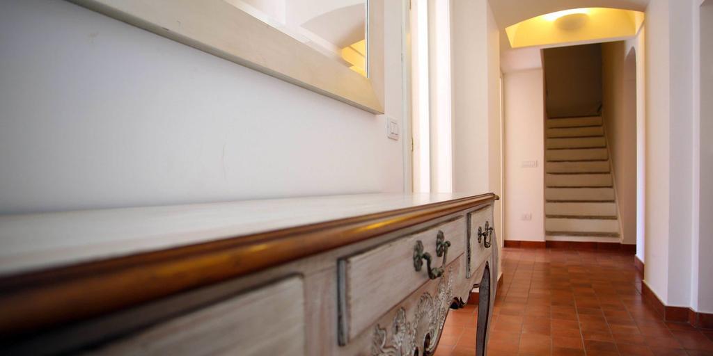 Palazzo Iaquinto Apartment ซานตามาเรีย ดิ กาสเตลลาบาเต ภายนอก รูปภาพ