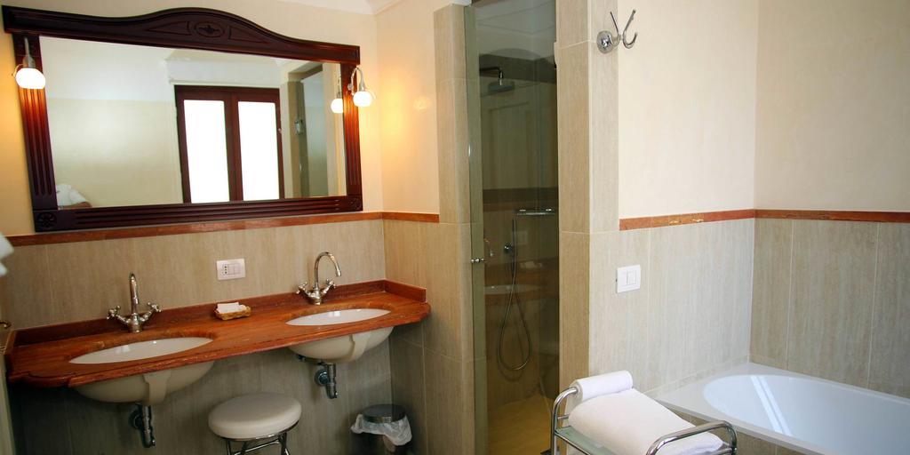 Palazzo Iaquinto Apartment ซานตามาเรีย ดิ กาสเตลลาบาเต ภายนอก รูปภาพ